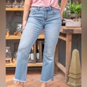 Women's Flying Monkey Mid Rise‎ Crop Flair Jeans Size 24